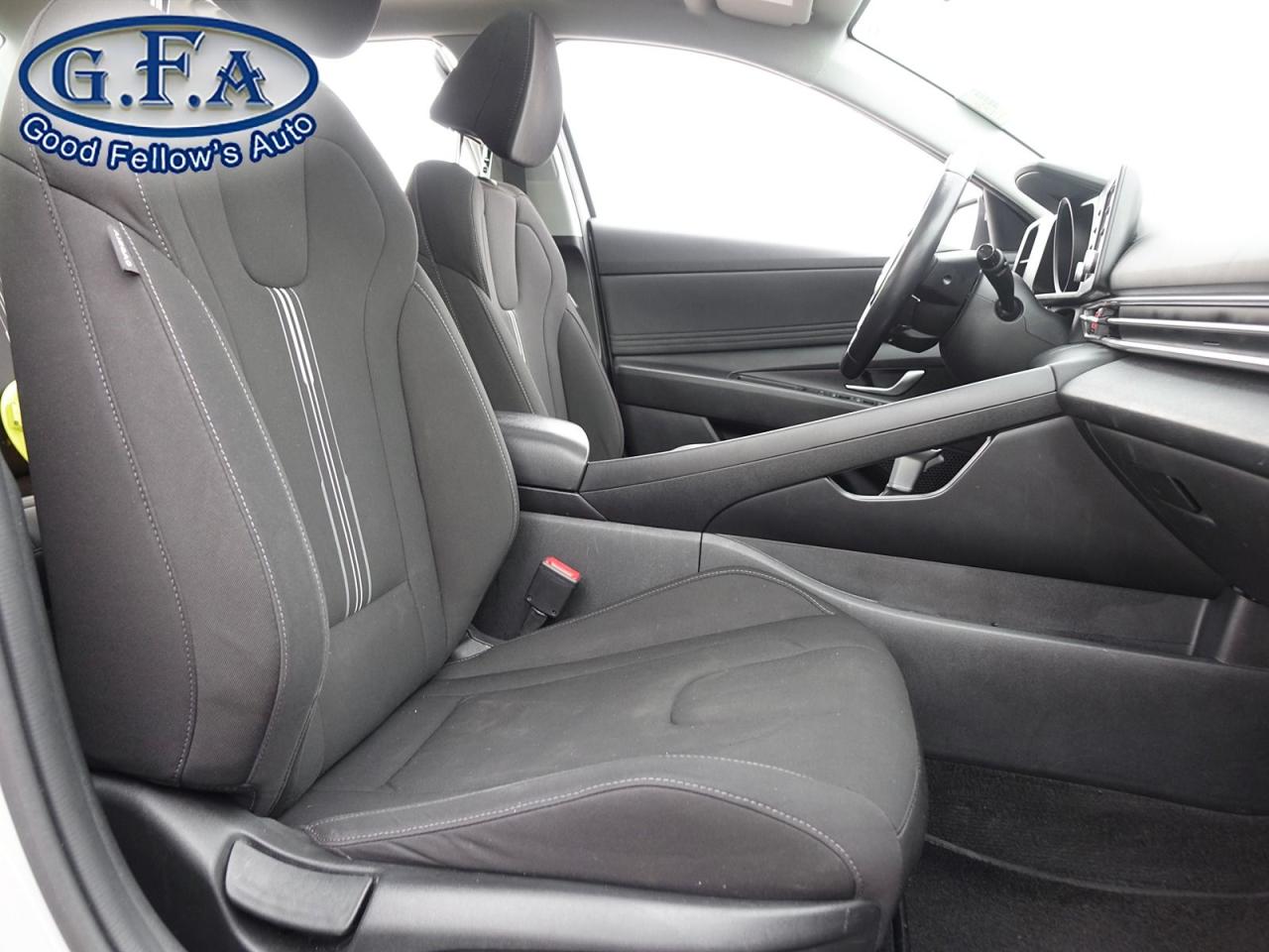 2022 Hyundai Elantra PREFERRED MODEL, SUN & TECH PACKAGE, SUNROOF, REAR Photo33