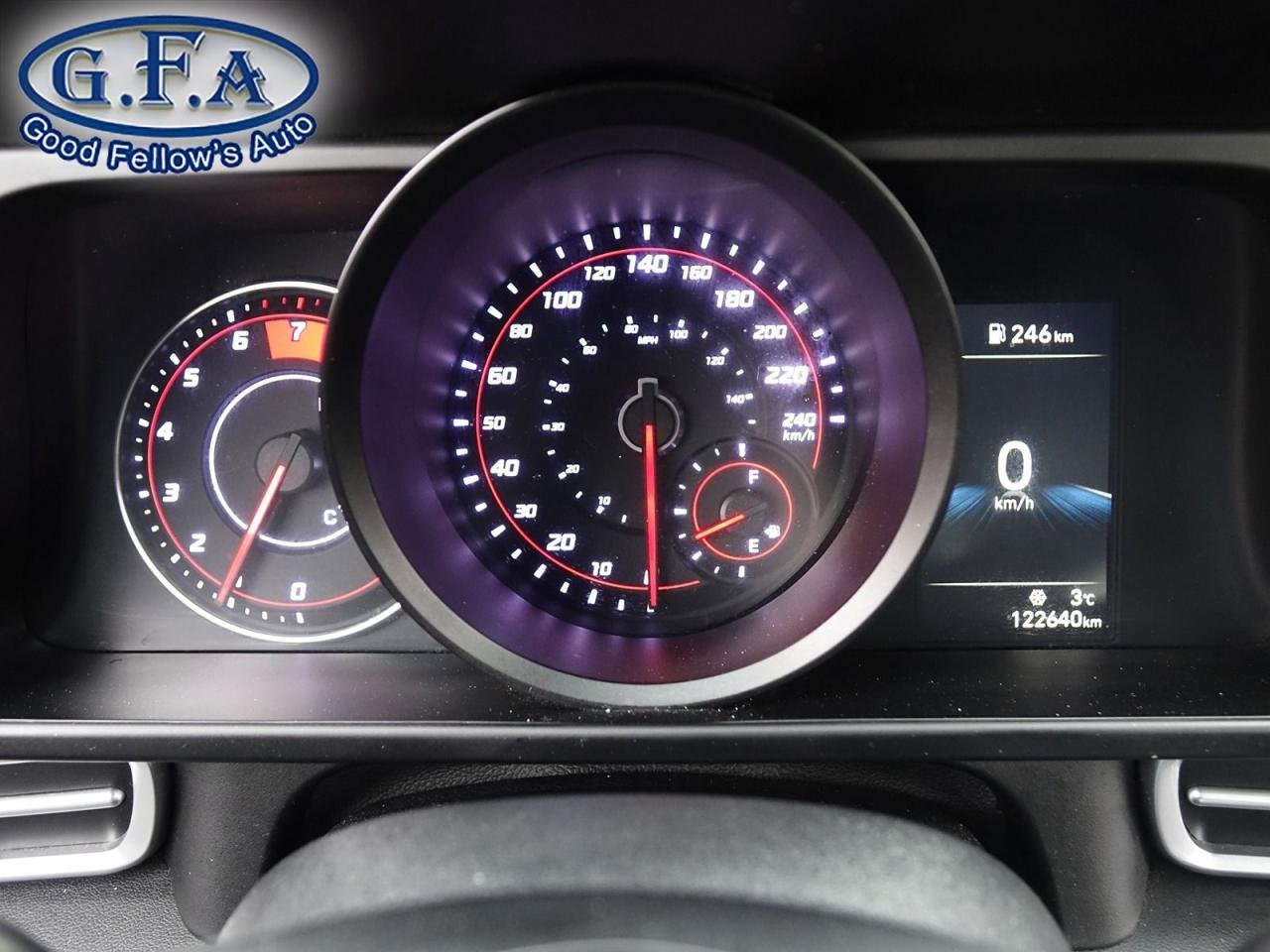 2022 Hyundai Elantra PREFERRED MODEL, SUN & TECH PACKAGE, SUNROOF, REAR Photo18