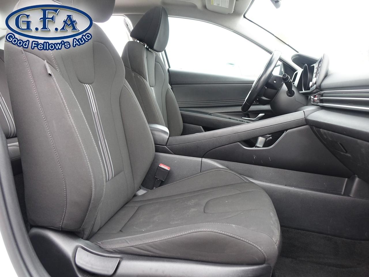 2022 Hyundai Elantra PREFERRED MODEL, SUN & TECH PACKAGE, SUNROOF, REAR Photo10