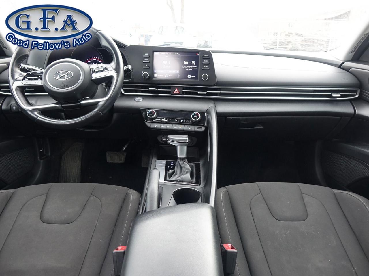 2022 Hyundai Elantra PREFERRED MODEL, SUN & TECH PACKAGE, SUNROOF, REAR Photo