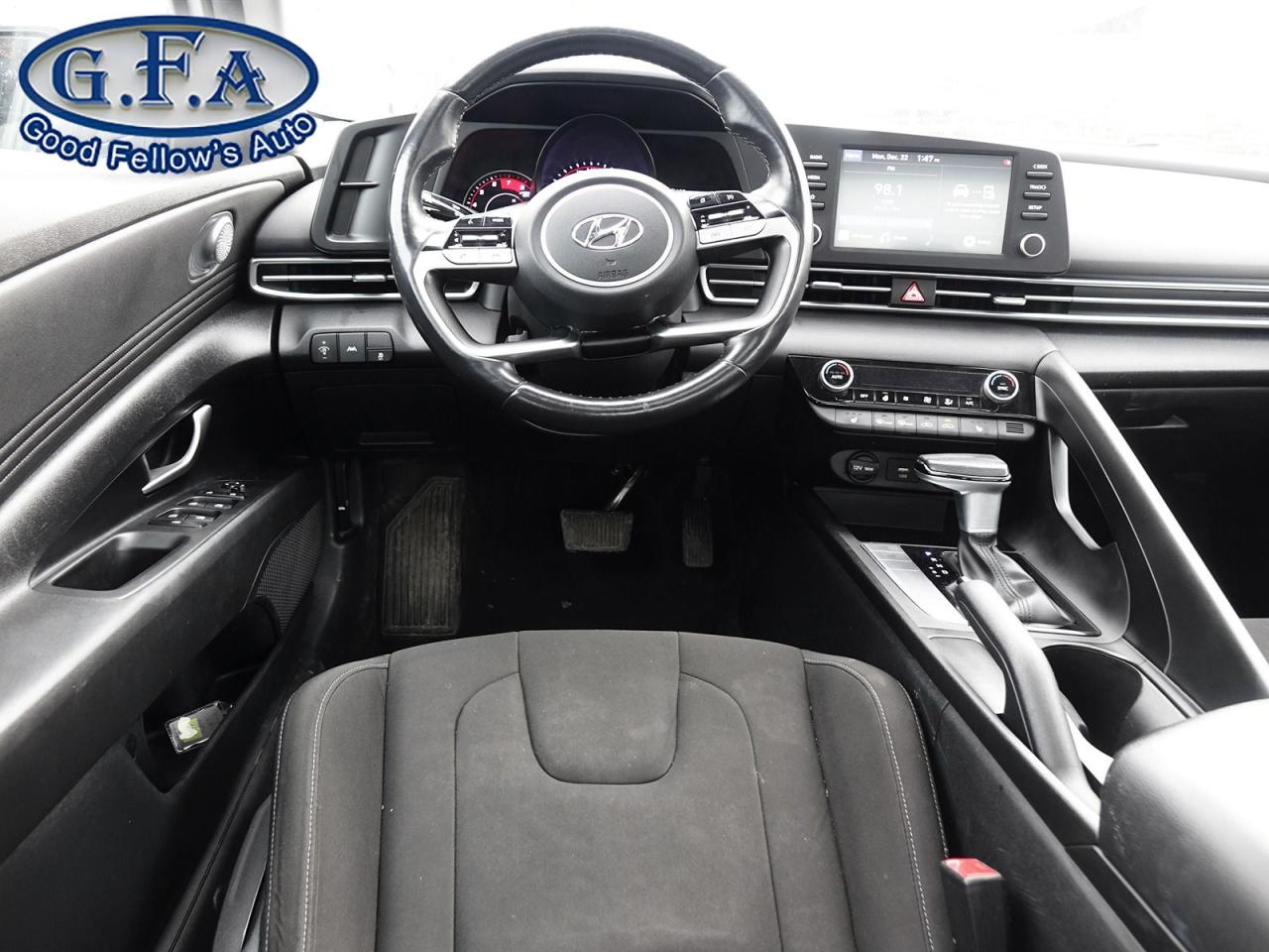 2022 Hyundai Elantra PREFERRED MODEL, SUN & TECH PACKAGE, SUNROOF, REAR Photo12