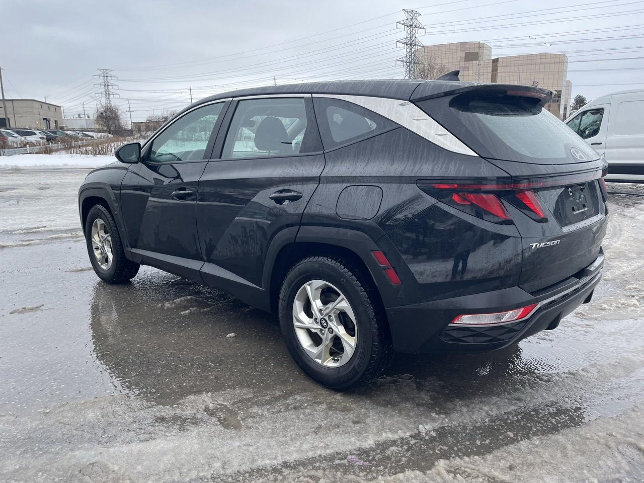 2023 Hyundai Tucson Essential AWD Photo2