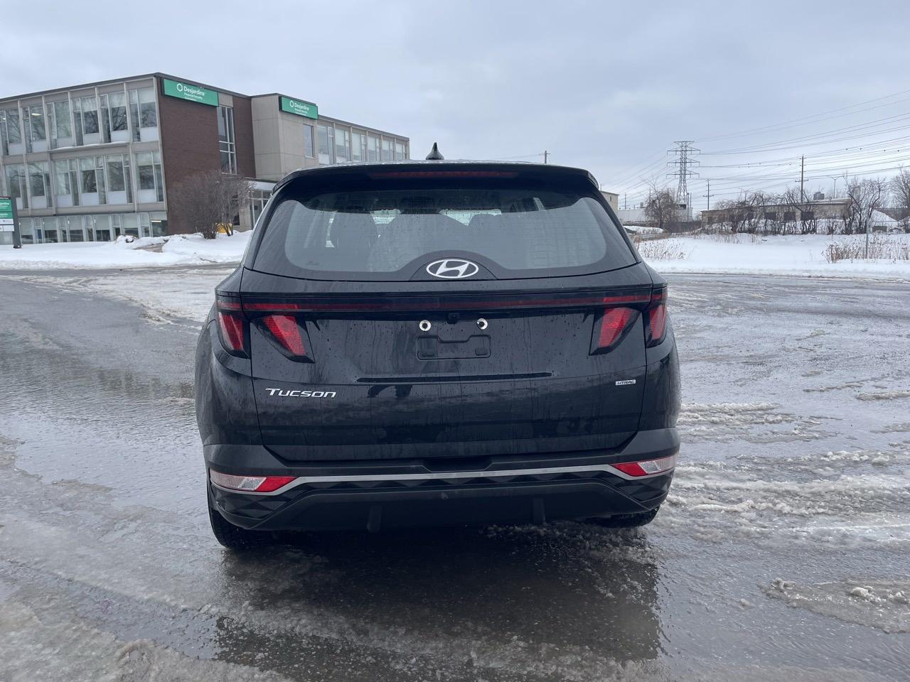2023 Hyundai Tucson Essential AWD Photo3