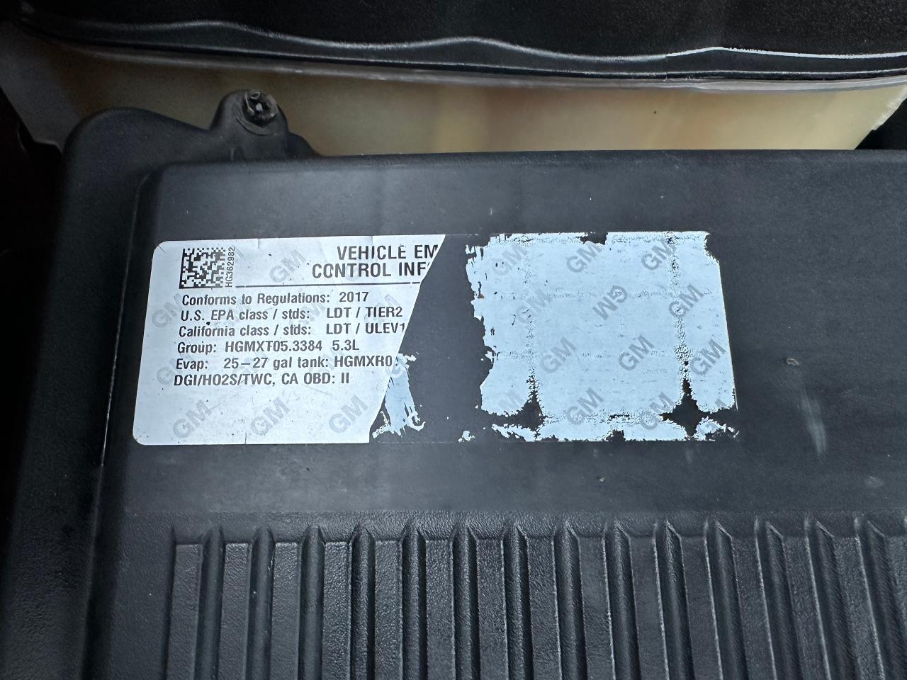 2017 GMC Sierra 1500 SLE4x4Kodiak Crew 6Pass-Cloth CarPlay BackupCam V8 Photo