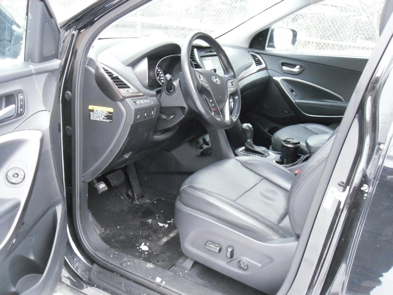 2017 Hyundai Santa Fe Sport AWD 4dr 2.4L Luxury Photo4