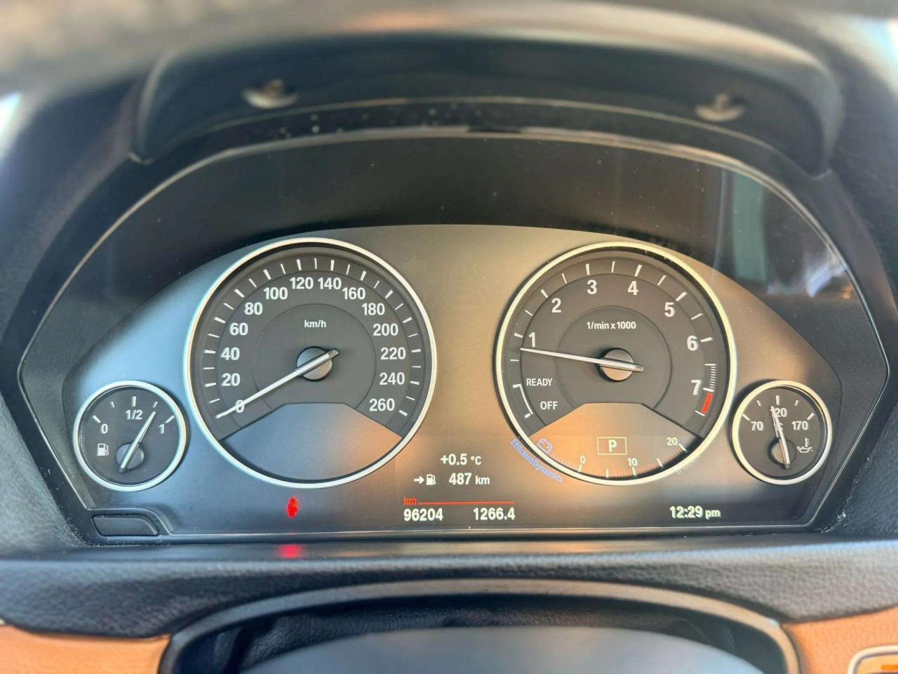 2017 BMW 3 Series 4dr Sdn 330i xDrive AWD Photo