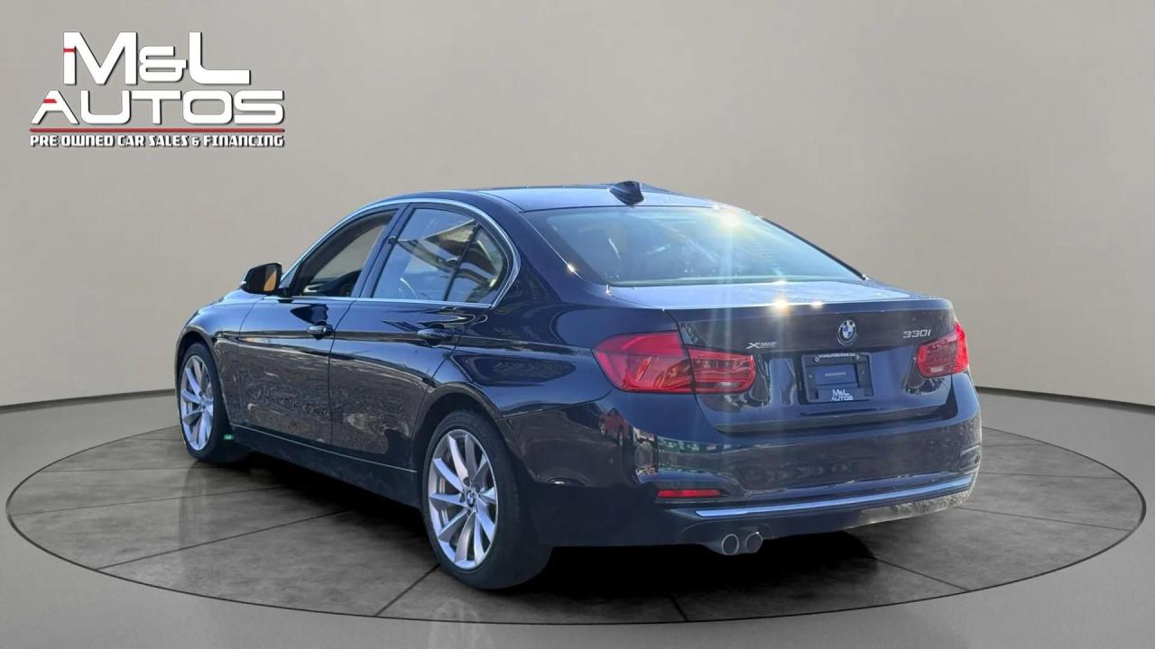 2017 BMW 3 Series 4dr Sdn 330i xDrive AWD Photo