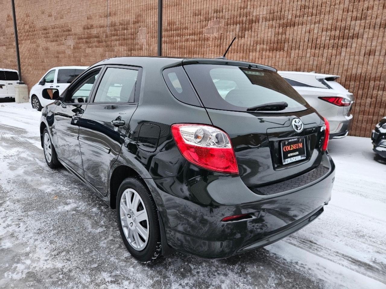2013 Toyota Matrix AUTOMATIC-1 OWNER-CLEAN CARFAX-CERTIFIED Photo