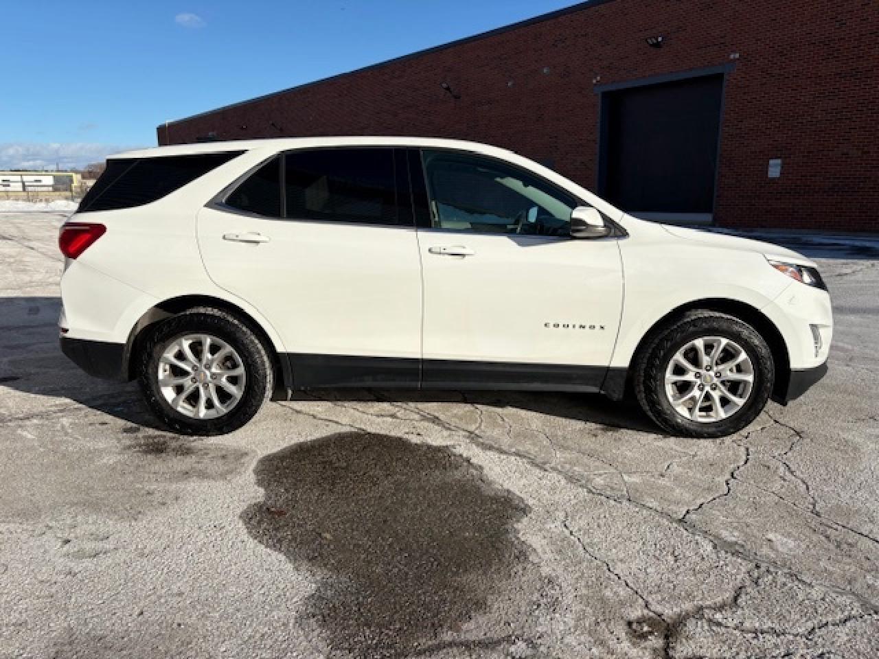 2018 Chevrolet Equinox AWD LT **ONLY 69,000KM-CAMERA-1 OWNER** Photo4