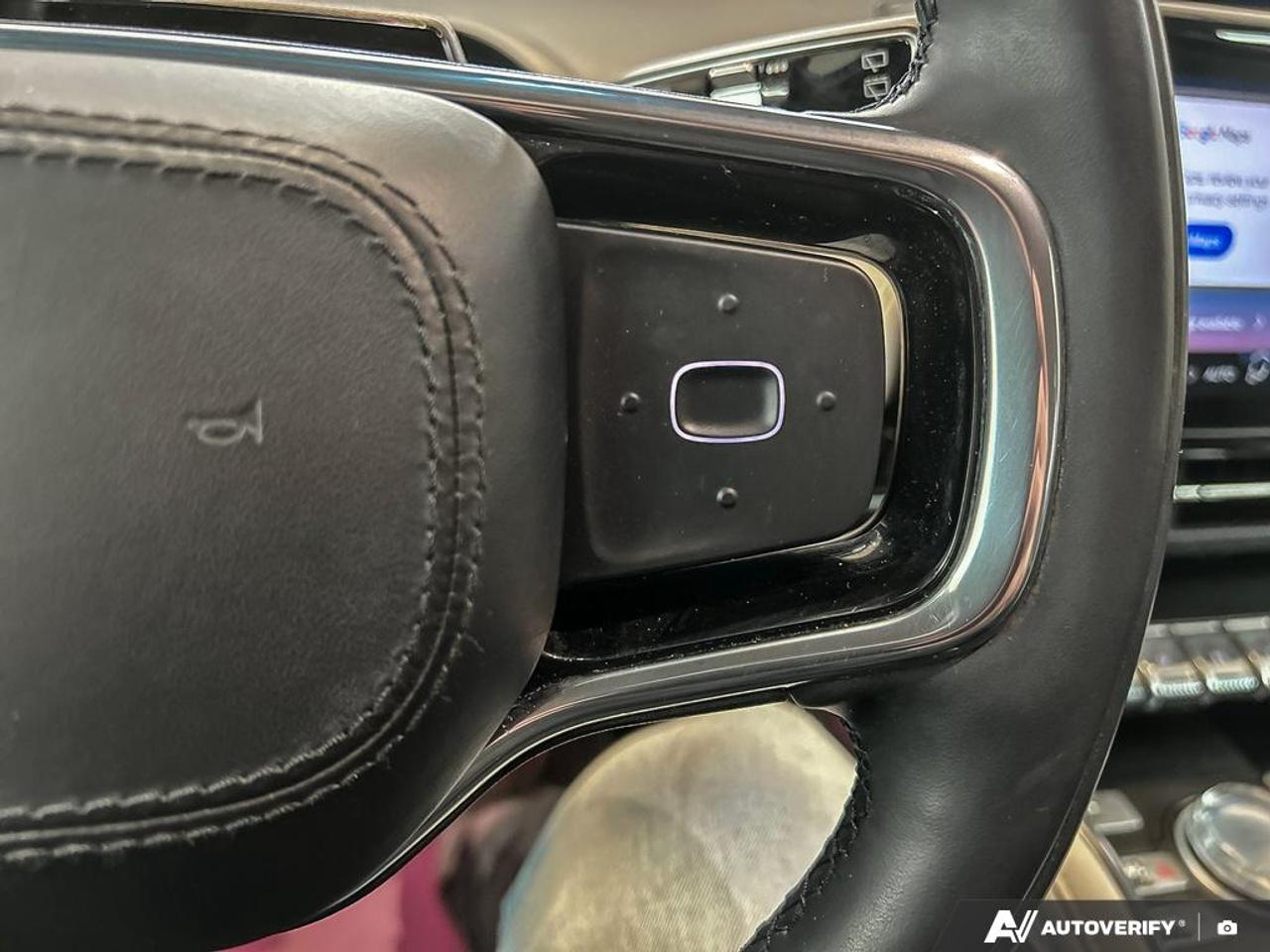 2024 Lincoln Nautilus Reserve AWD RESERVE PANO ROOF LOW KMS CERTIFIED Photo