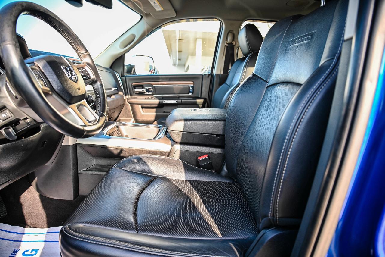 2017 RAM 1500 LARAMIE | EXTENDED CAB | V8 | REMOTE STARTHEMIIIII Photo