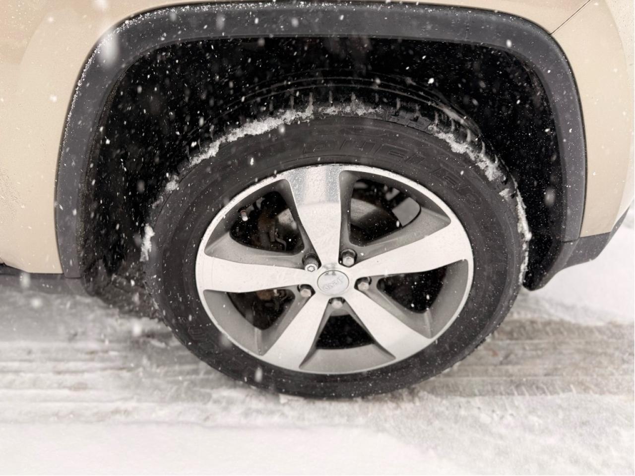 2015 Jeep Grand Cherokee Limited Photo