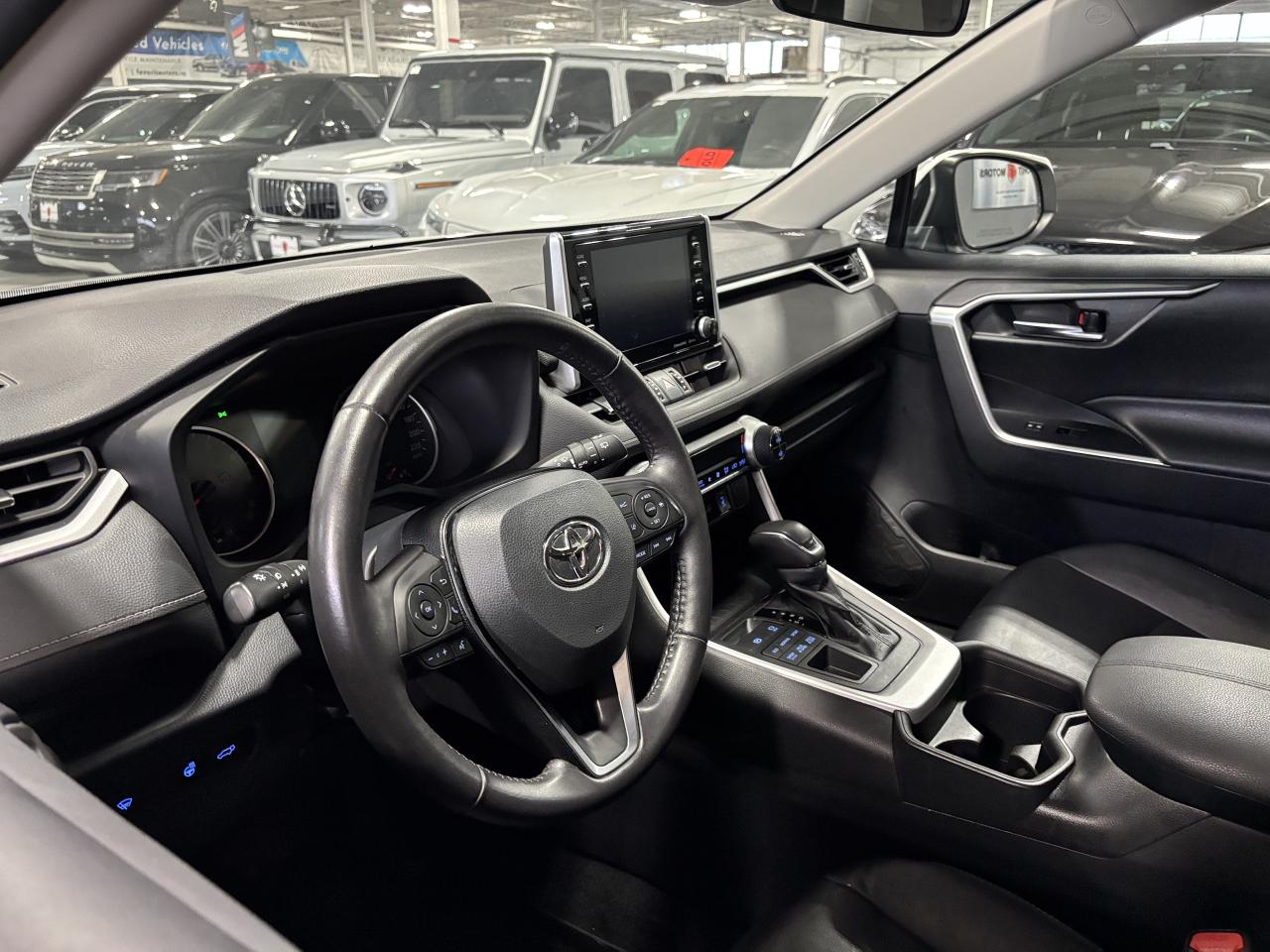 2020 Toyota RAV4 XLE AWD|SUNROOF|ALLOYS|HEATEDSEATS|HEATEDWHEEL|+++ Photo