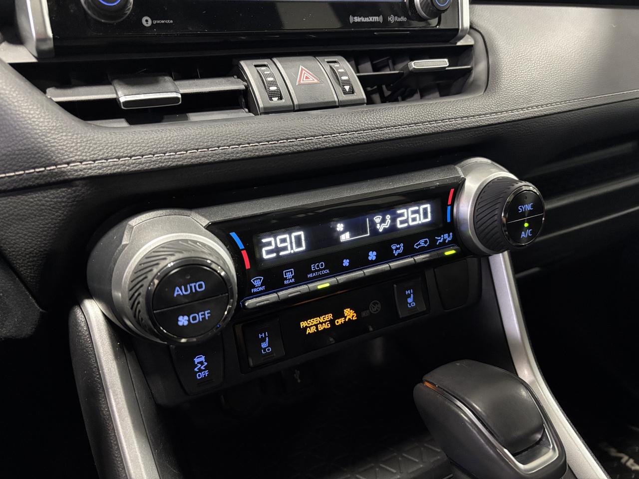 2020 Toyota RAV4 XLE AWD|SUNROOF|ALLOYS|HEATEDSEATS|HEATEDWHEEL|+++ Photo