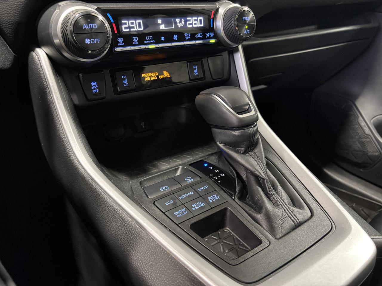 2020 Toyota RAV4 XLE AWD|SUNROOF|ALLOYS|HEATEDSEATS|HEATEDWHEEL|+++ Photo