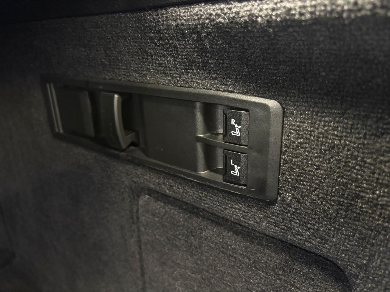 2023 BMW iX xDrive50|AWD|NAV|HUD|HARMANKARDON|AMBIENT|MASSAGE| Photo