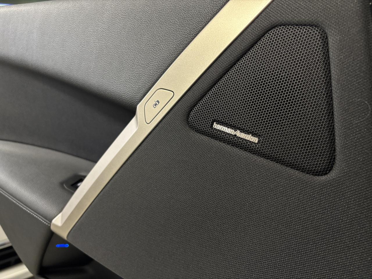 2023 BMW iX xDrive50|AWD|NAV|HUD|HARMANKARDON|AMBIENT|MASSAGE| Photo