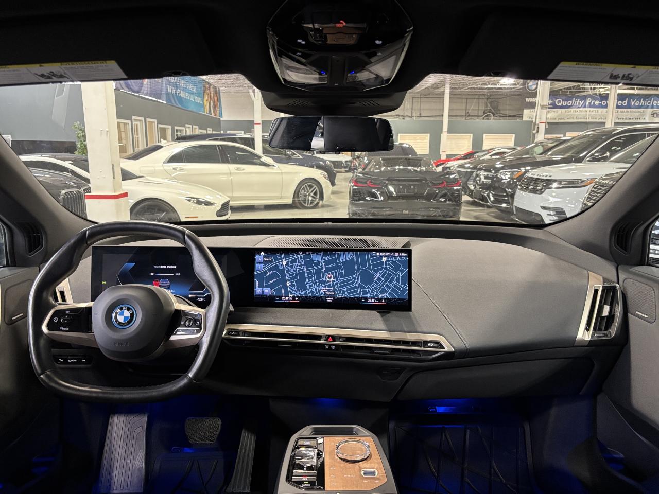 2023 BMW iX xDrive50|AWD|NAV|HUD|HARMANKARDON|AMBIENT|MASSAGE| Photo