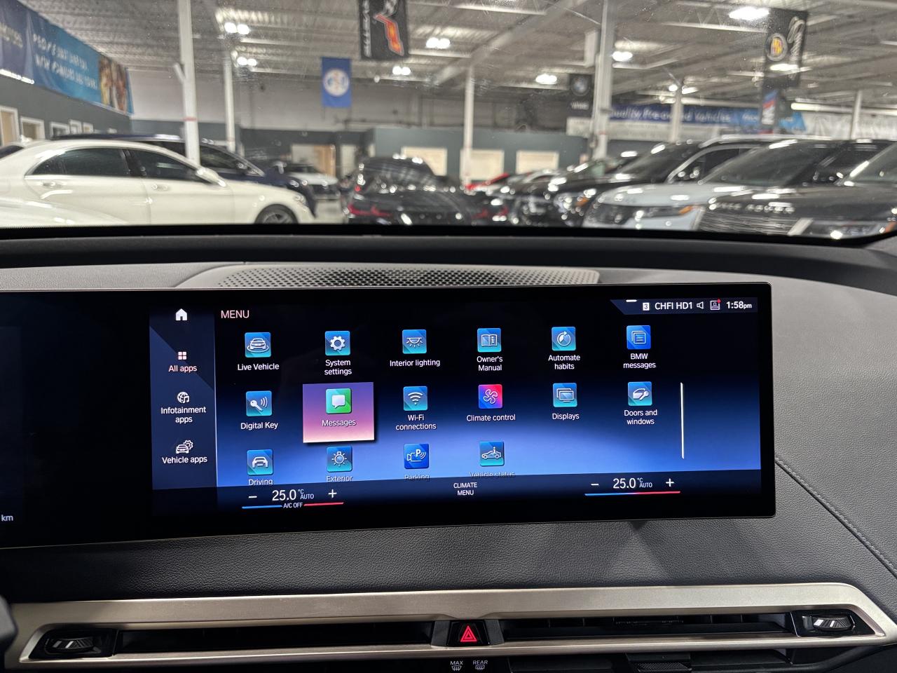 2023 BMW iX xDrive50|AWD|NAV|HUD|HARMANKARDON|AMBIENT|MASSAGE| Photo