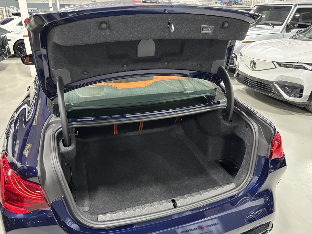 2026 BMW M4 COUPE|RWD|MANUAL| NO LUX TAX |CARBONROOF|HUD|NAV|+ Photo