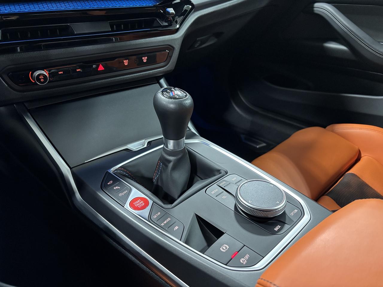 2026 BMW M4 COUPE|RWD|MANUAL| NO LUX TAX |CARBONROOF|HUD|NAV|+ Photo