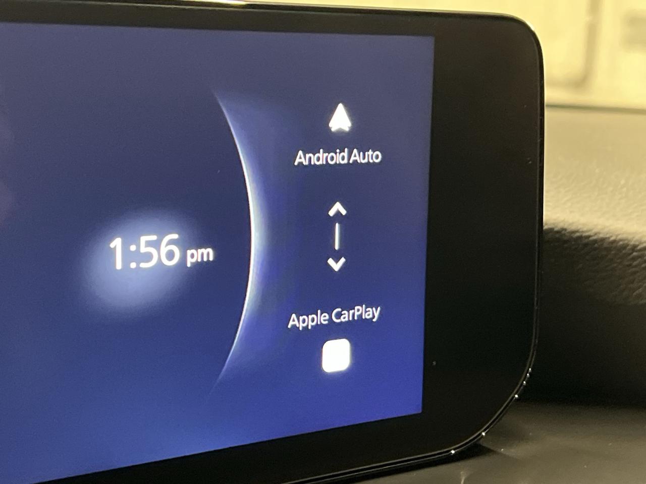 2025 Mazda CX-70 AWD | HTD LEATHER | SUNROOF |CARPLAY | 17IN ALLOYS Photo4