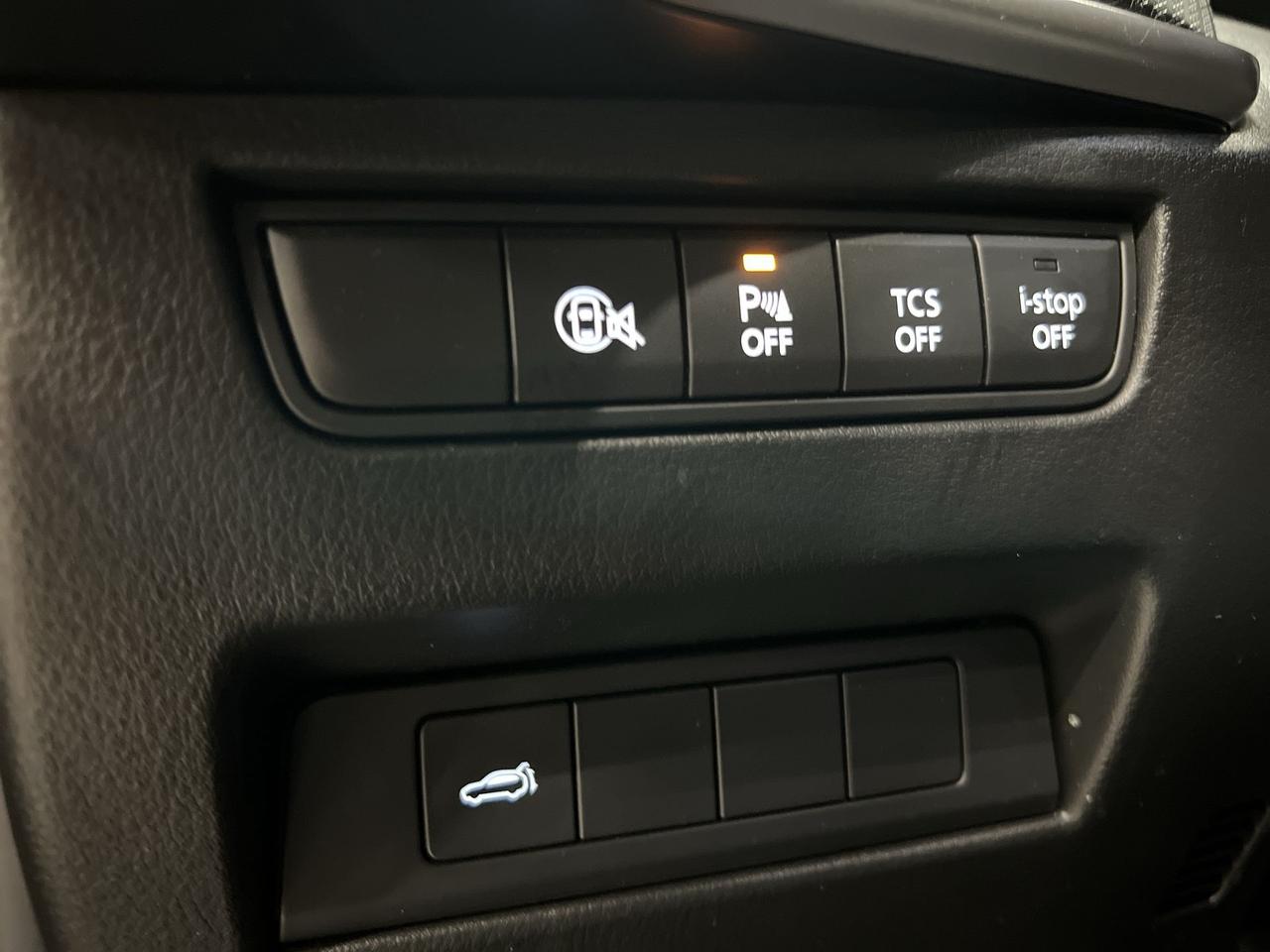 2025 Mazda CX-70 AWD | HTD LEATHER | SUNROOF |CARPLAY | 17IN ALLOYS Photo