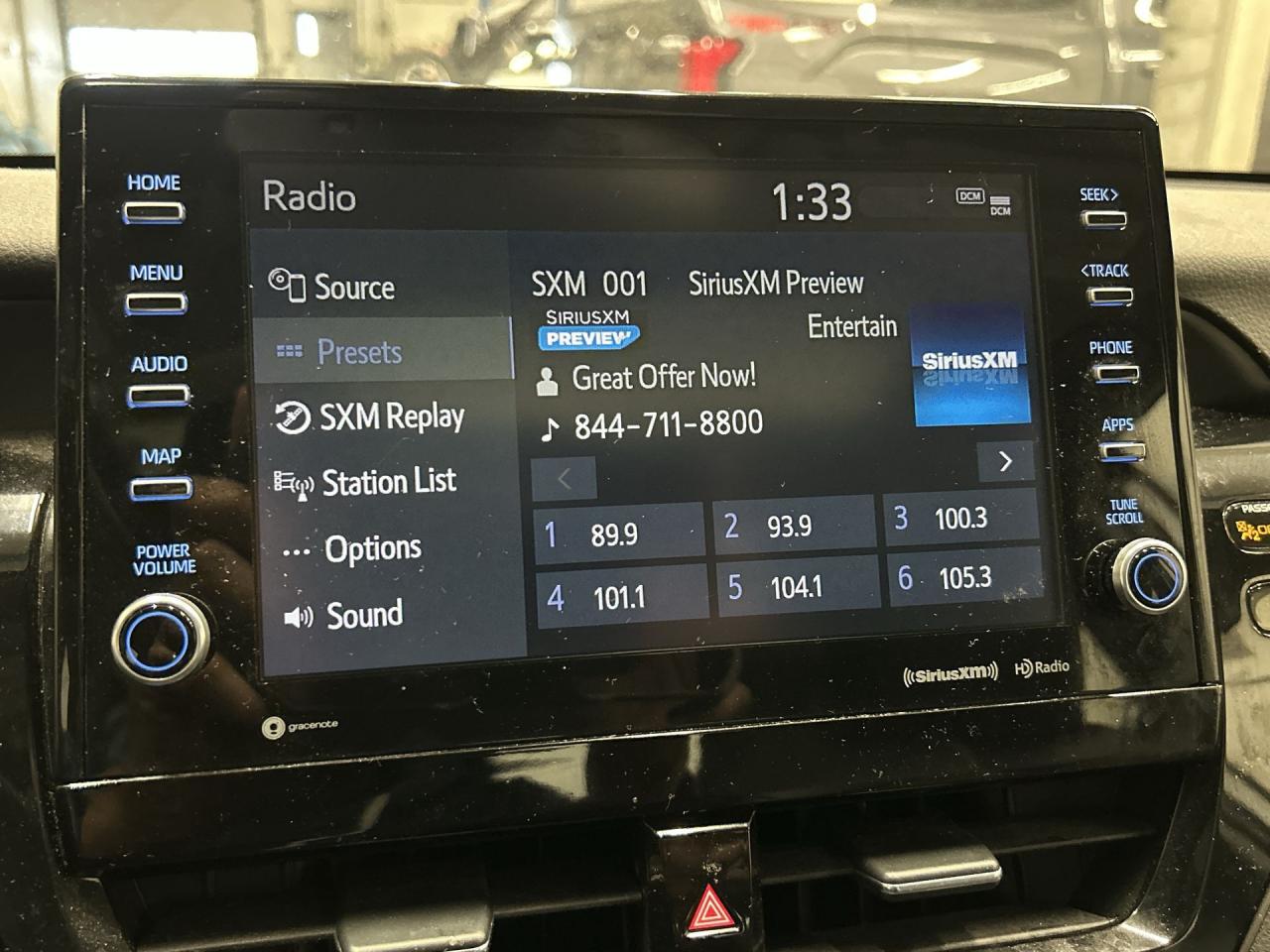 2021 Toyota Camry SE AWD | HTD LEATHER | SUNROOF | CARPLAY | ALLOYS Photo