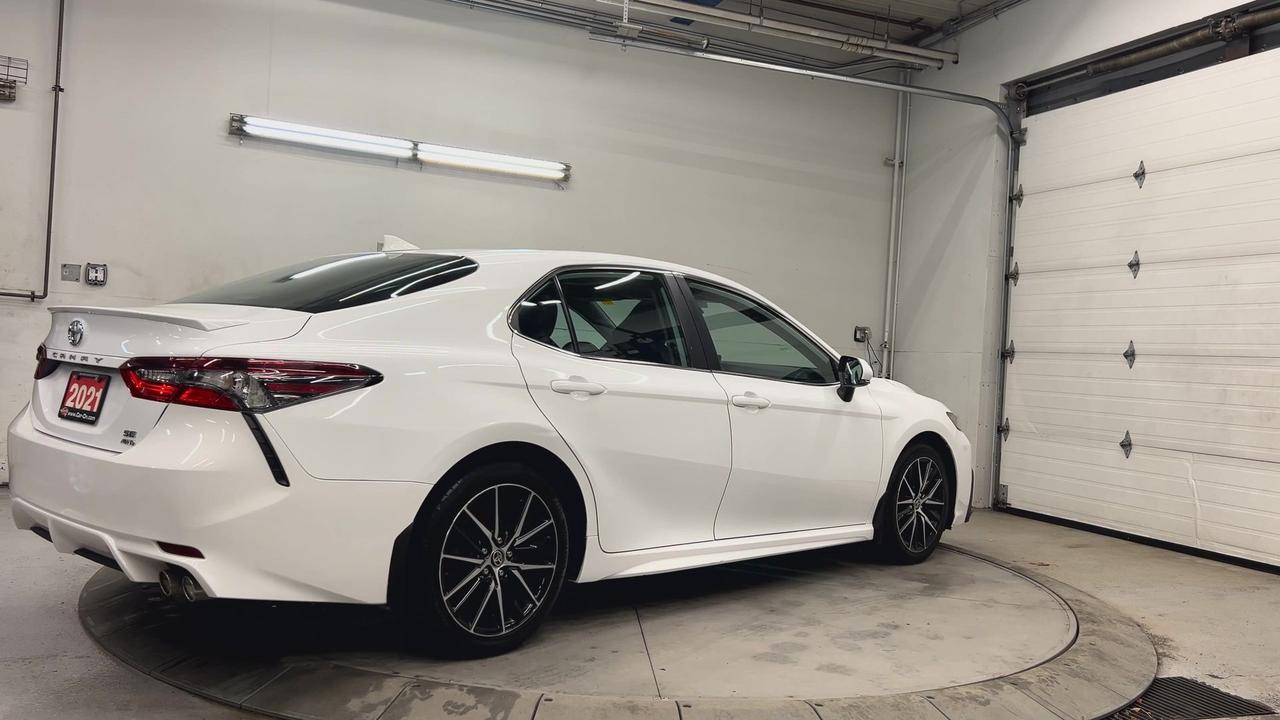 2021 Toyota Camry SE AWD | HTD LEATHER | SUNROOF | CARPLAY | ALLOYS Photo