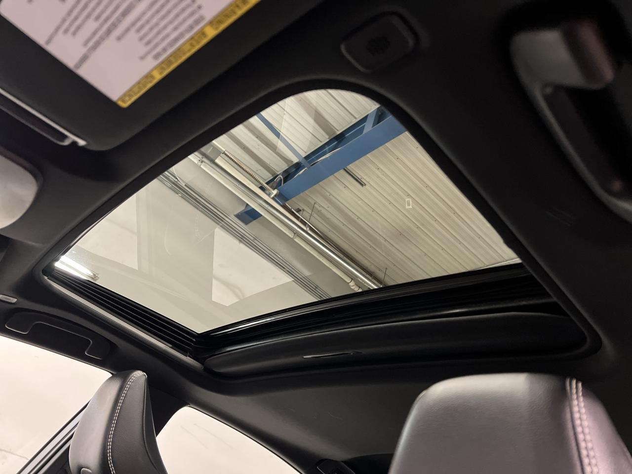 2025 Toyota Camry SE HYBRID AWD | HTD LEATHER | SUNROOF | CARPLAY Photo