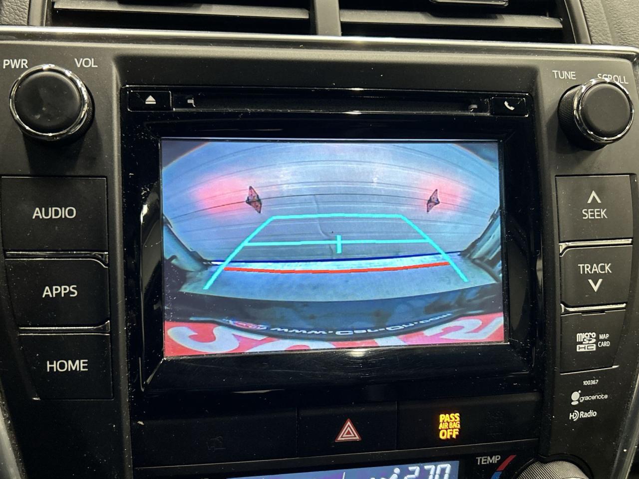 2015 Toyota Camry XLE | HTD LEATHER |SUNROOF |NAV | ALLOYS | LOW KMS Photo4