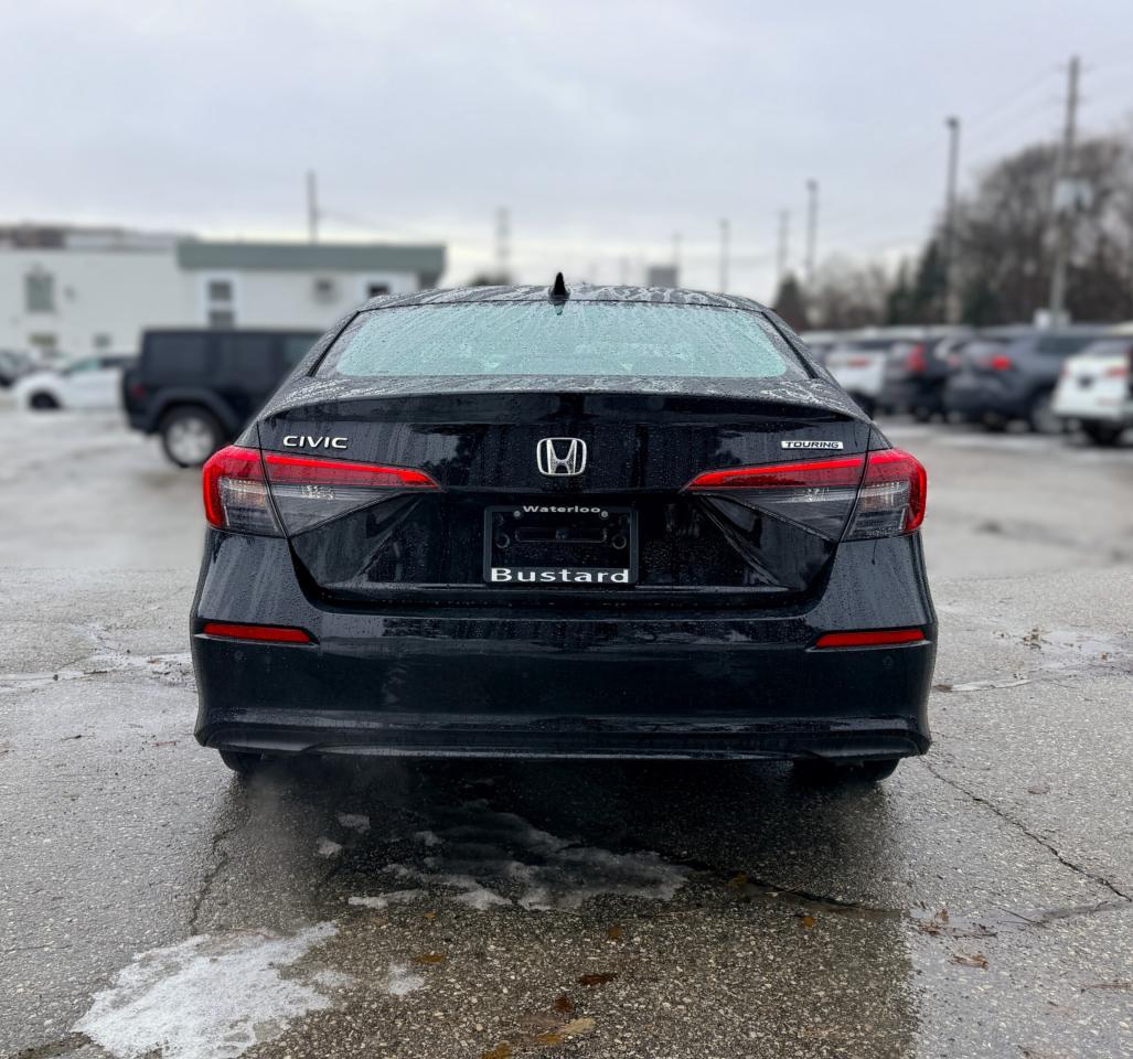 2022 Honda Civic Sedan Touring CVT | NAVIGATION | REMOTE START | Photo