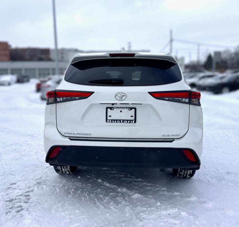 2020 Toyota Highlander XLE AWD | SUNROOF | HEATED SEATS | BLUETOOTH | Photo