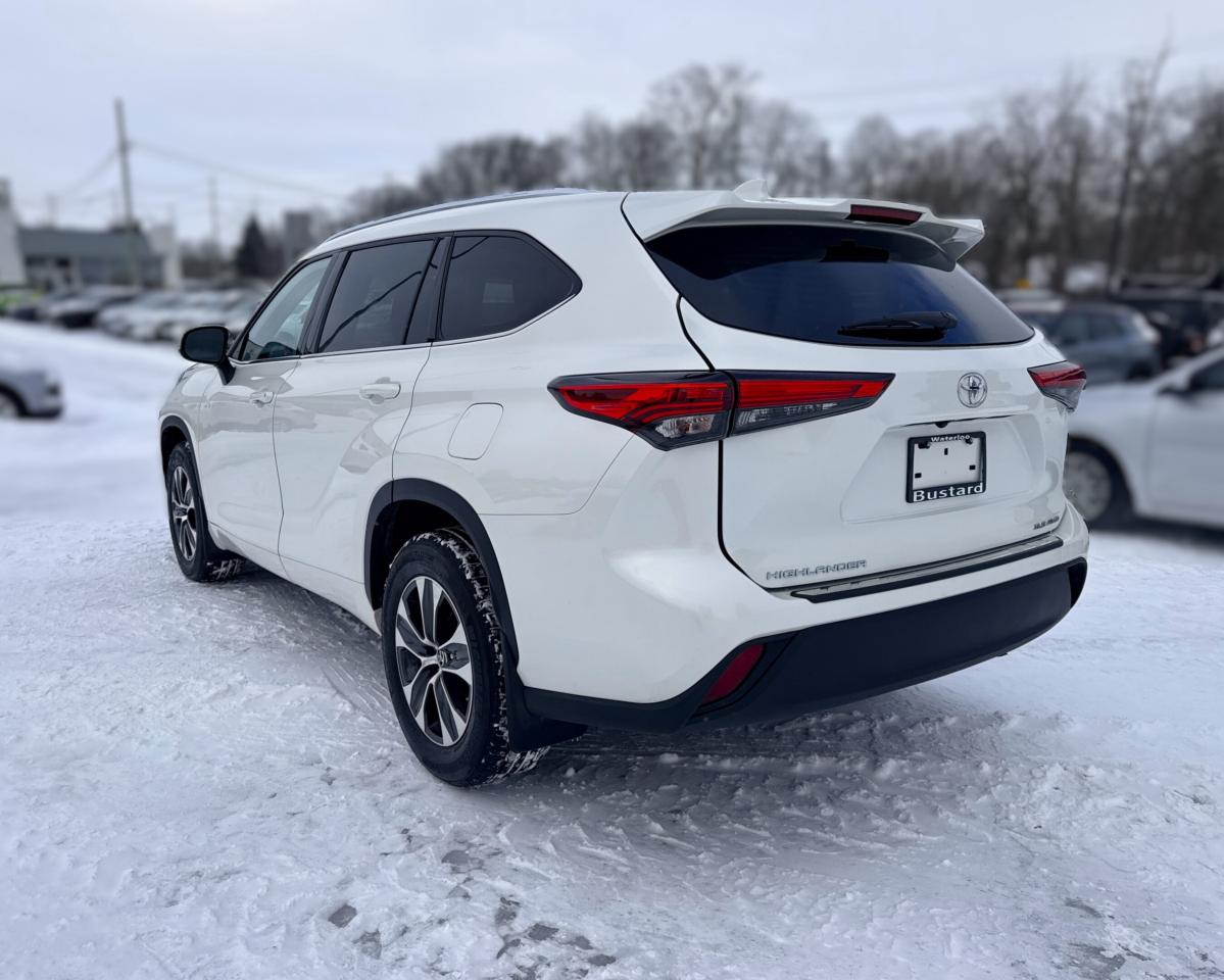 2020 Toyota Highlander XLE AWD | SUNROOF | HEATED SEATS | BLUETOOTH | Photo