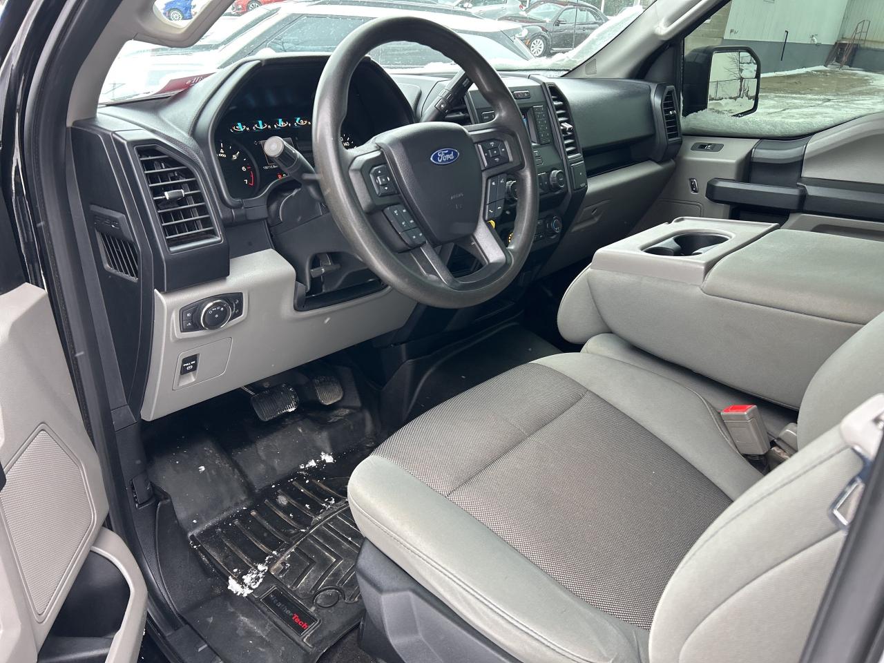 2020 Ford F-150 XL, RWD, 5 LITER, 3 PASSENGER, BACK UP CAMERA! - Photo #11