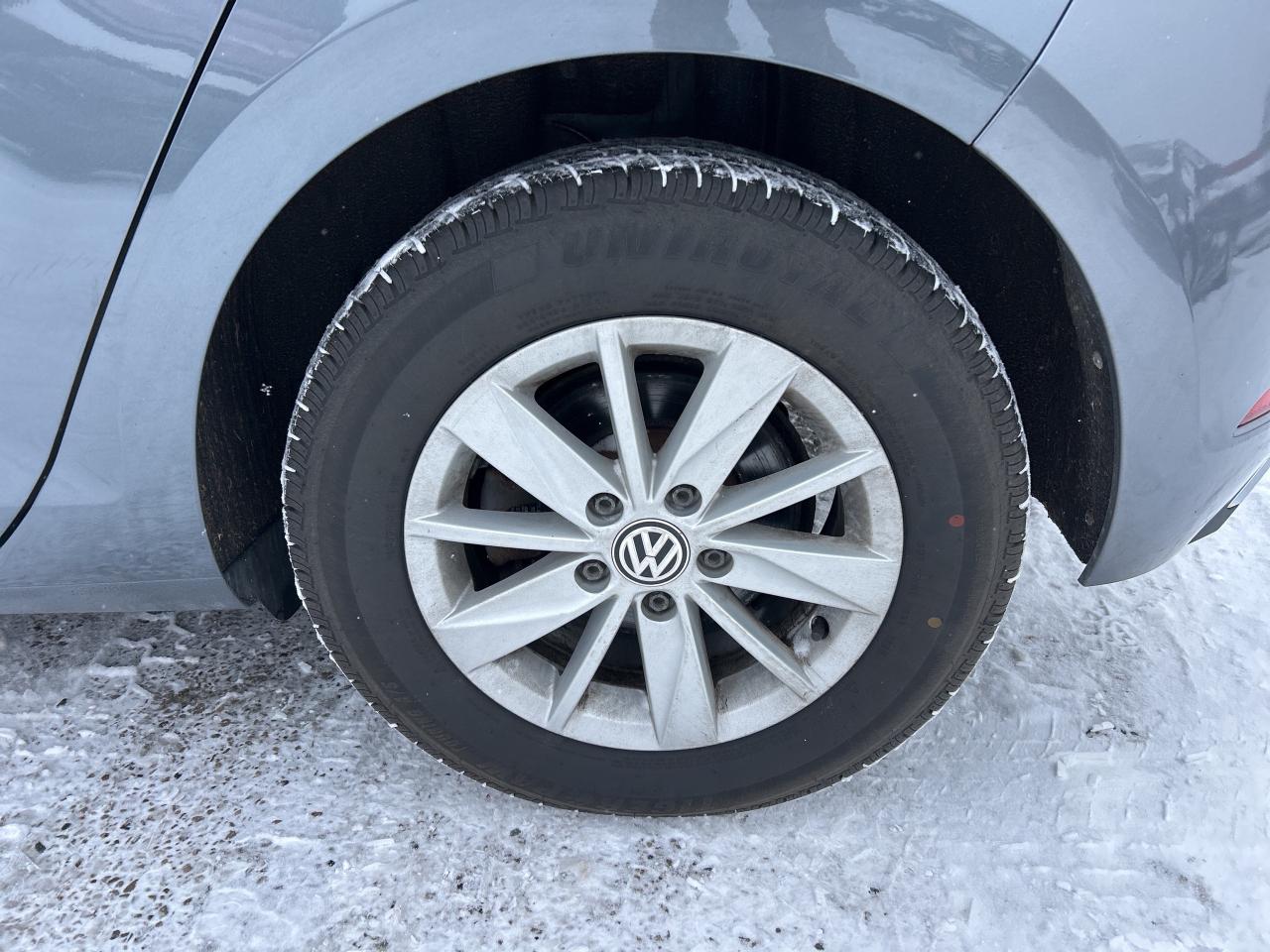 2020 Volkswagen Golf COMFORTLINE, CLEAN CARFAX, HEATED CLOTH SEATS! - Photo #10