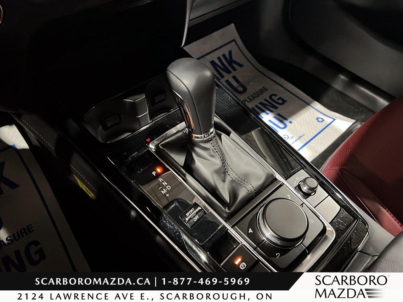 2025 Mazda CX-30 GT Photo