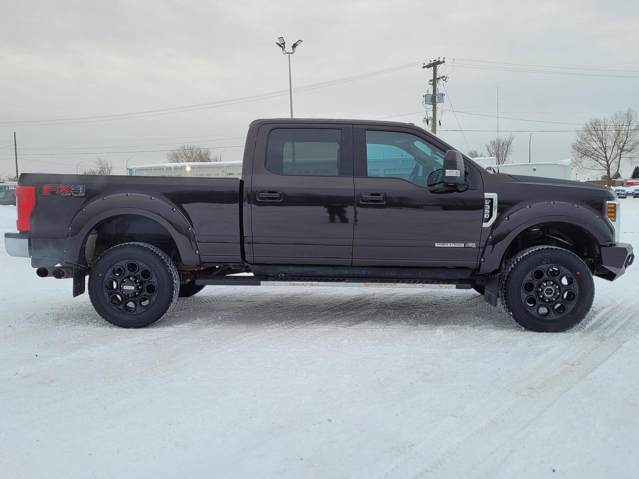 2018 Ford F-350 Super Duty SRW Lariat Photo4