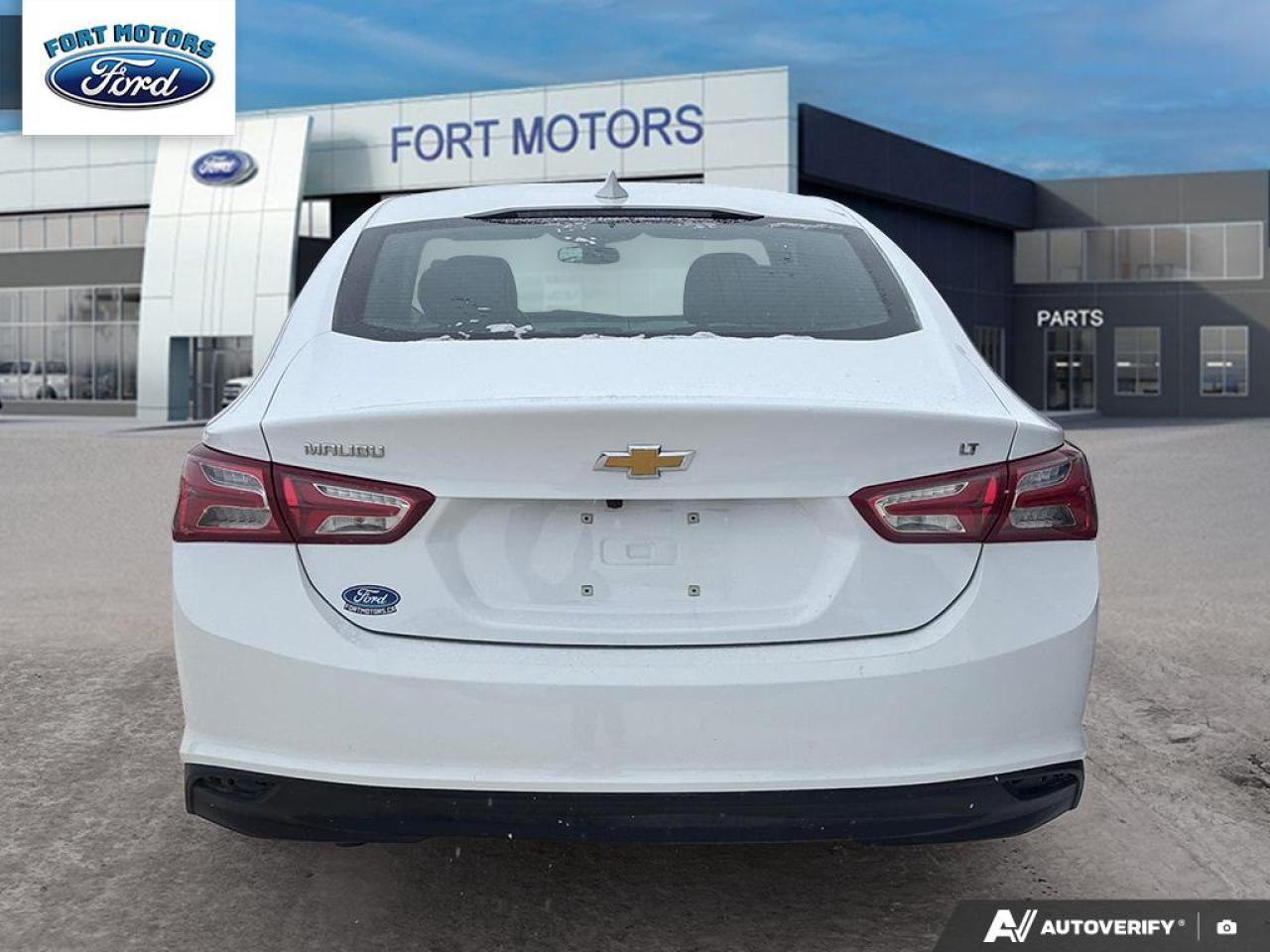 2022 Chevrolet Malibu LT Photo4