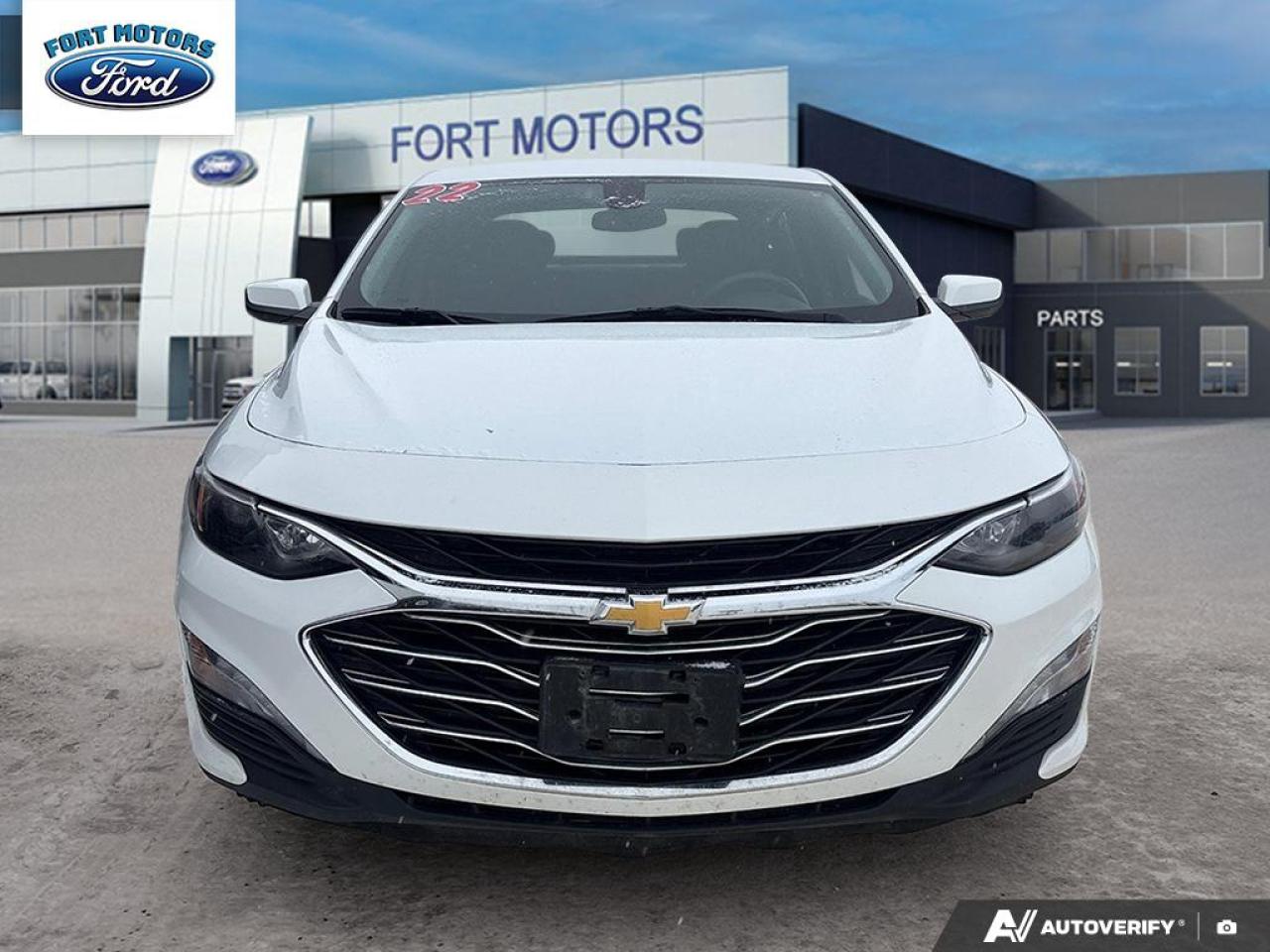 2022 Chevrolet Malibu LT Photo1
