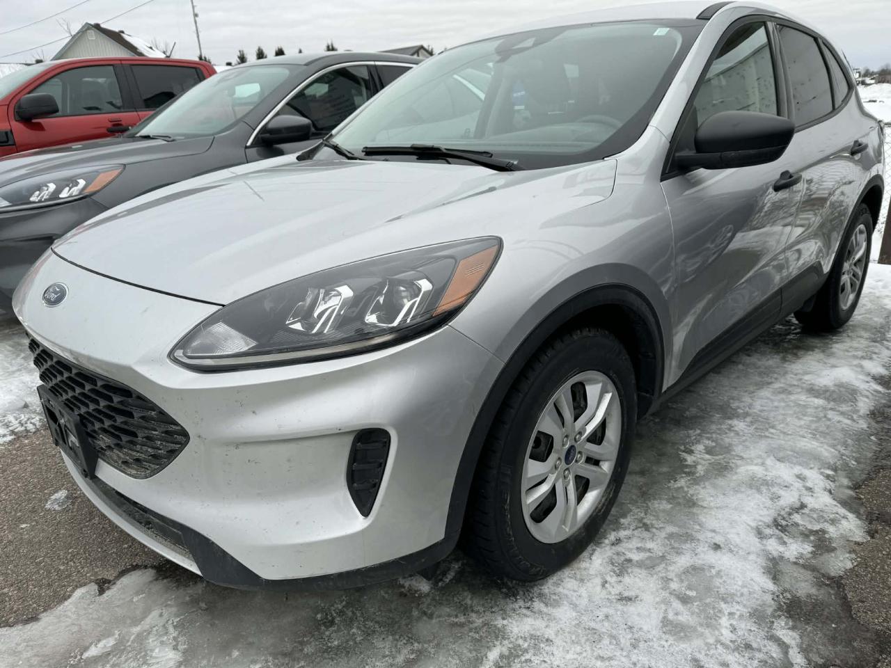 2020 Ford Escape S Photo0