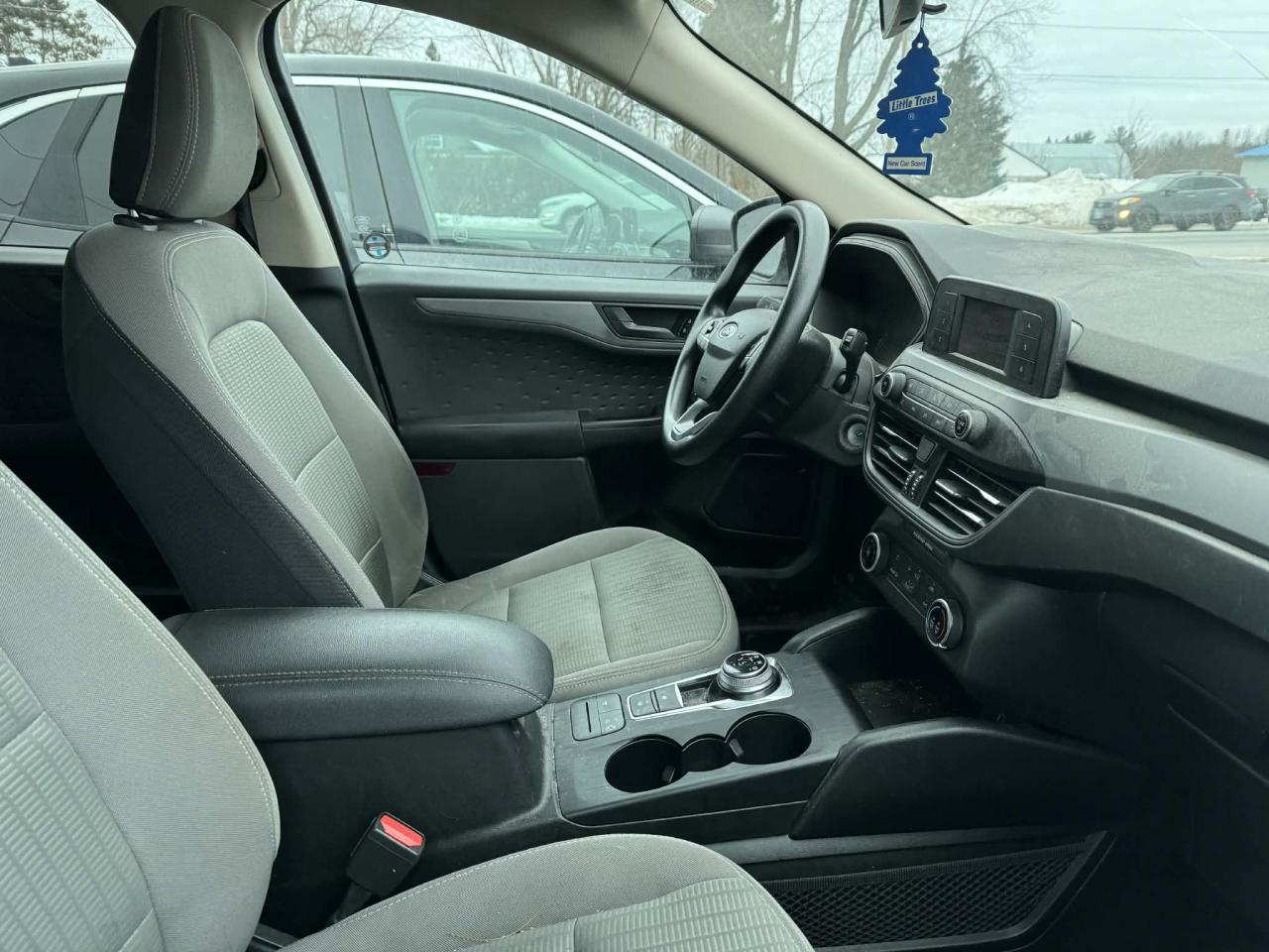 2020 Ford Escape S Photo