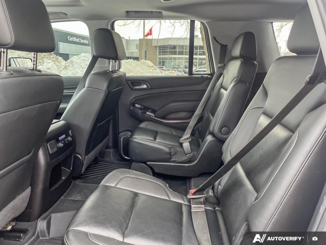 2019 GMC Yukon SLT  SLT, 4WD, SUNROOF, 5.3 V8 Photo