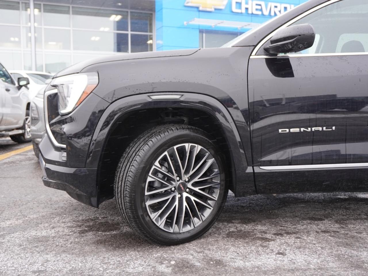 2026 GMC Terrain Denali  - Sunroof Photo