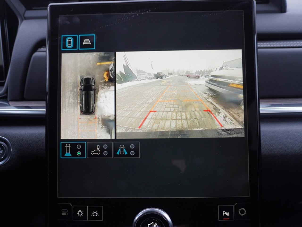 2026 GMC Terrain Denali  - Sunroof Photo