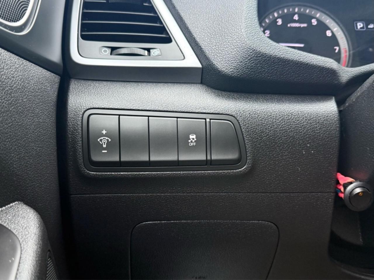 2018 Hyundai Tucson 2.0L FWD  - Heated Seats -  Bluetooth Photo