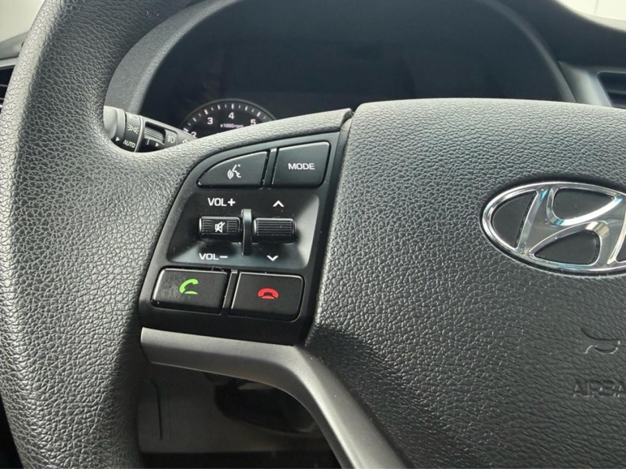 2018 Hyundai Tucson 2.0L FWD  - Heated Seats -  Bluetooth Photo