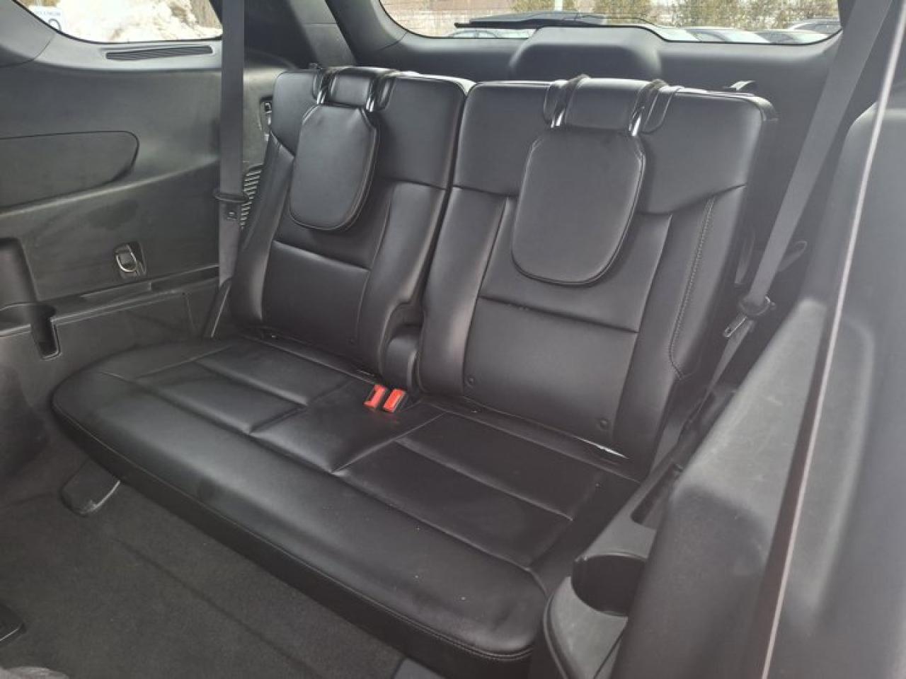 2020 Ford Explorer Limited 4WD | Tow Pkg | Leather | Sunroof | Nav | Cooled + Heated Seats | CarPlay + Android & More ! Photo