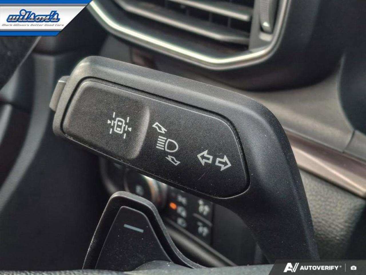 2020 Ford Explorer Limited 4WD | Tow Pkg | Leather | Sunroof | Nav | Cooled + Heated Seats | CarPlay + Android & More ! Photo