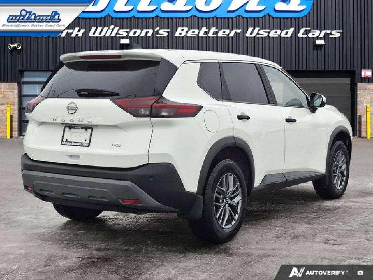 2023 Nissan Rogue S AWD | Heated Seats | CarPlay + Android | Rear Camera | Alloy Wheels and More ! Photo4